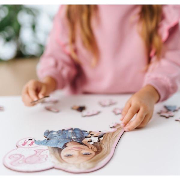 Trefl Dřevěné puzzle Junior 50 dílků - Krásná Barbie (obrázek 4)