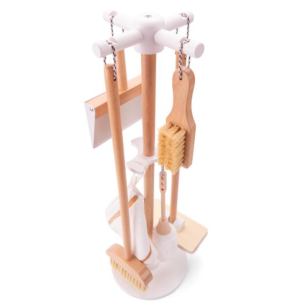 New Classic Toys Dětská dřevěná úklidová sada