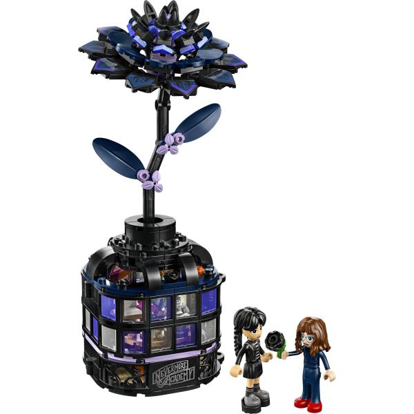 LEGO® Wednesday 76784 Čierna georgína (obrázok 2)