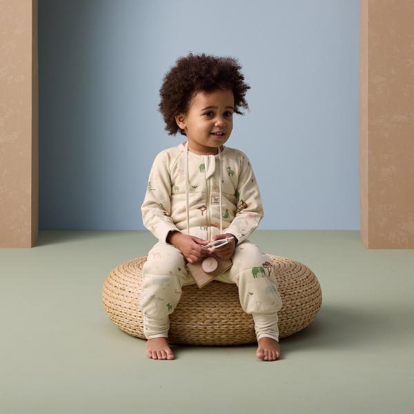ERGOPOUCH Overal na spaní organická bavlna Onesie Savannah 6-12 m, 2,5 tog (obrázek 8)