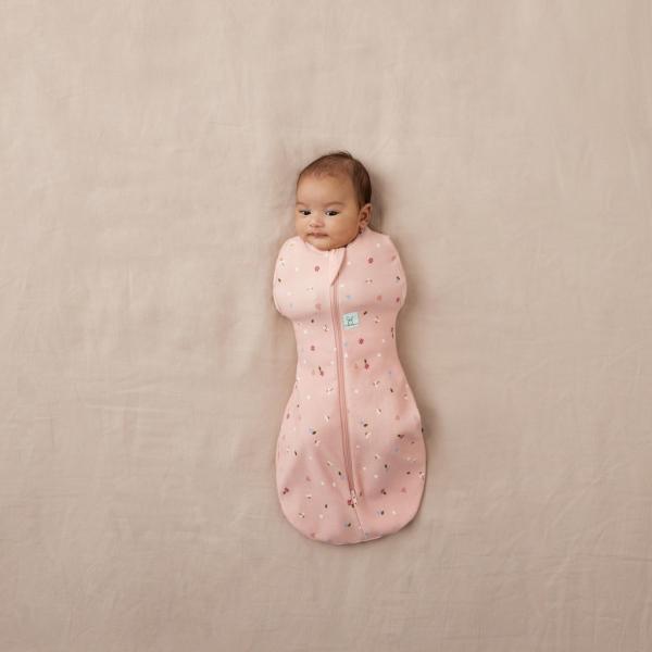 ERGOPOUCH Zavinovačka a vak na spaní 2v1 Cocoon Daisies 3-6 m, 6-8 kg, 0,2 tog (obrázek 3)