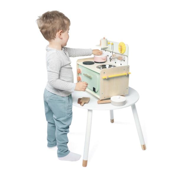 Janod Shiny Grandma Dětská dřevěná kuchyňka malá