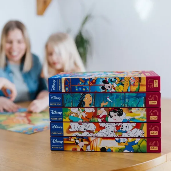 Trefl Puzzle 600 Výroční - Mickey Mouse a přátelé / Vánoce (obrázek 4)