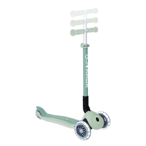 Globber koloběžka Primo Foldable Lights Ecologic Pistachio (obrázek 3)