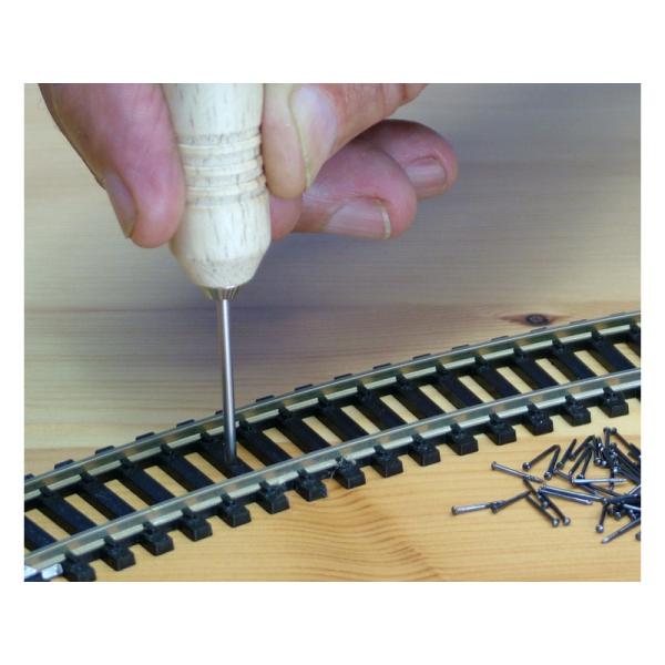 Modelcraft zatloukač hřebíků s dřevěnou rukojetí (obrázek 4)