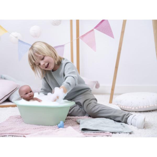 Llorens 63509 NEW BORN CHLAPEČEK - realistická panenka miminko s celovinylovým tělem (obrázek 10)