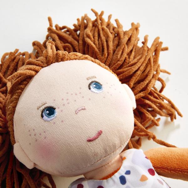 Haba Textilní Panenka Malou 30 cm (obrázek 5)