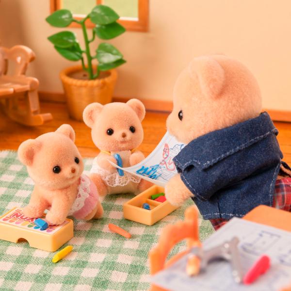 Sylvanian Families Dvojčata sušenkoví medvídci s motorkou (obrázek 9)