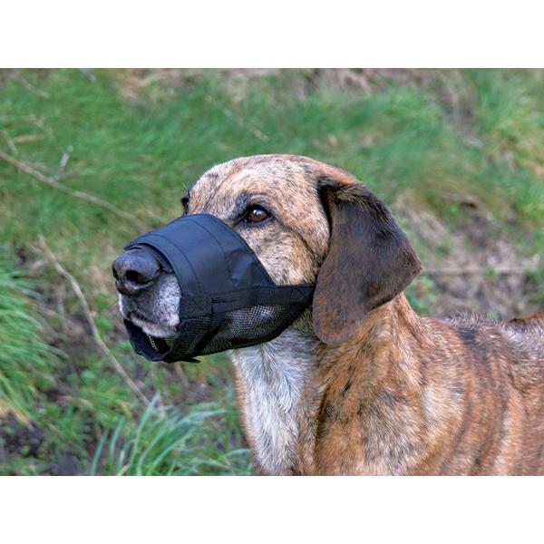 Náhubek Trixie se síťkou černý SM