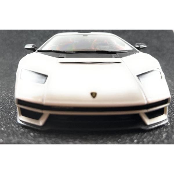 Maisto – Lamborghini Countach LPI 800-4, bílá, 1:18