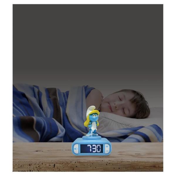 Budík s nočním 3D světlem Šmoulinka – Šmoulové