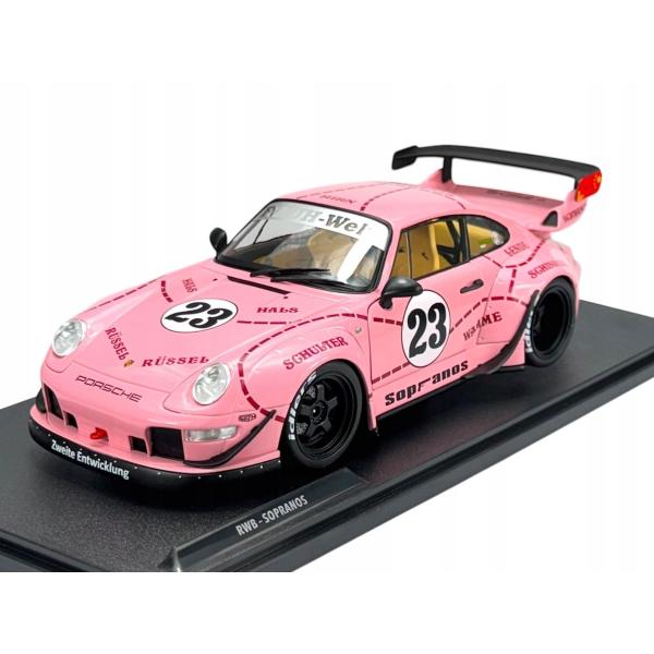 1:18 RWB Růžové Prase