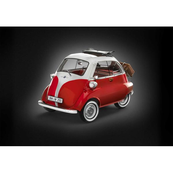 Plastic ModelKit auto 07735 – BMW Isetta 250 (70th Anniversary) (Exclusive Edition) (1:16)