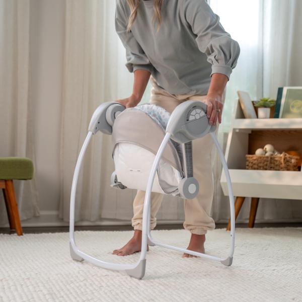 INGENUITY Houpačka konvertibilní cestovní s melodií Endless Blooms™ 0m+, do 9kg (obrázek 6)