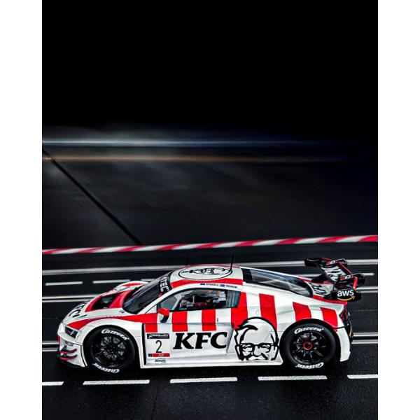 Auto Carrera EVO – 27827 Audi R8 LMS GT3 evo II