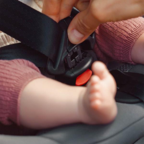 KINDERKRAFT Autosedačka I-Guard I-size (40-105 cm) Černá (obrázek 9)