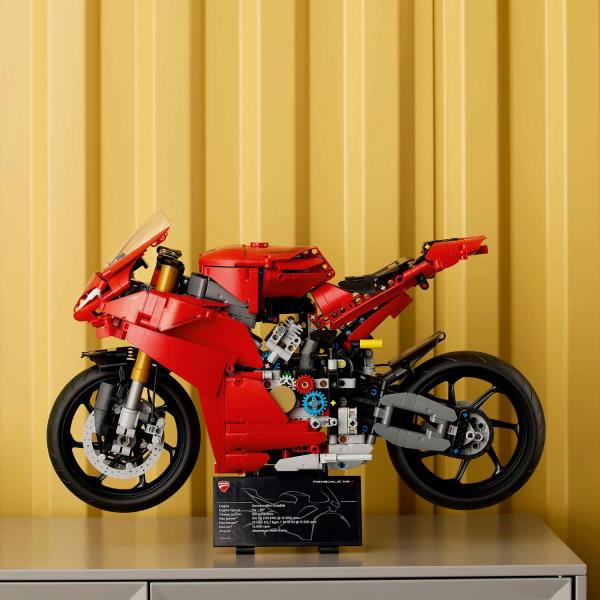 LEGO® Technic 42202 Motocykl Ducati Panigale V4 S (obrázek 5)