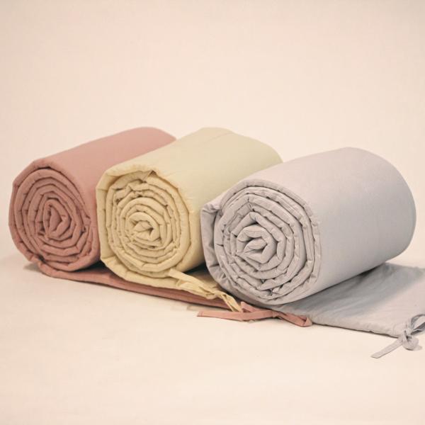 PETITE&MARS Mantinel ochranný do postýlky TILLY Light Beige 180 cm (obrázek 4)