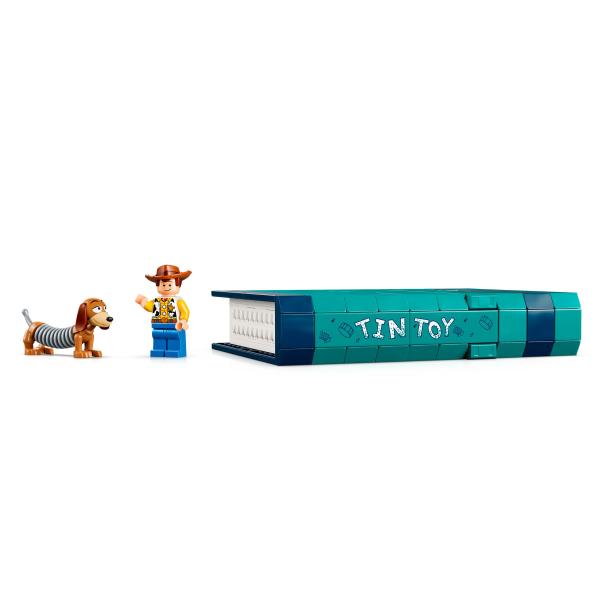 LEGO® Disney™ 43301 Knižní zarážky: Pes Slinky z Toy Story (obrázek 5)