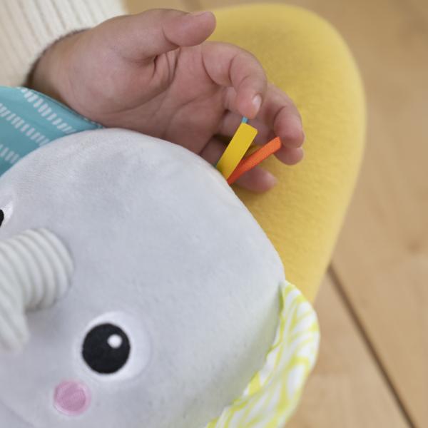 BRIGHT STARTS Hračka plyšová hudební svítící Hug-a-bye Baby ™ sloník 0m + (obrázek 9)