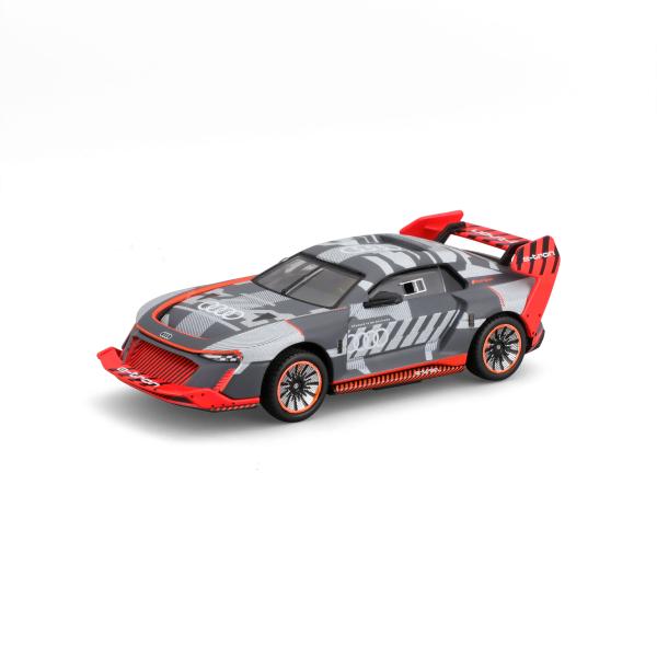 Bburago 1:43 Racing Audi S1 e-tron quattro v dekorativní krabici