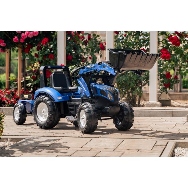 Falk Šlapací traktor 3090M New Holland T8 s nakladačem a vlečkou (obrázek 4)