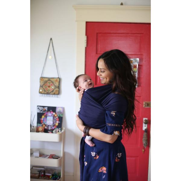 Nosič dětí / šátek Boba Wrap - Navy Blue (obrázek 4)
