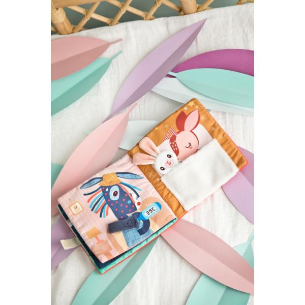 Lilliputiens – textilní knížka s aktivitami – jelenček Stella a jeho muchláček