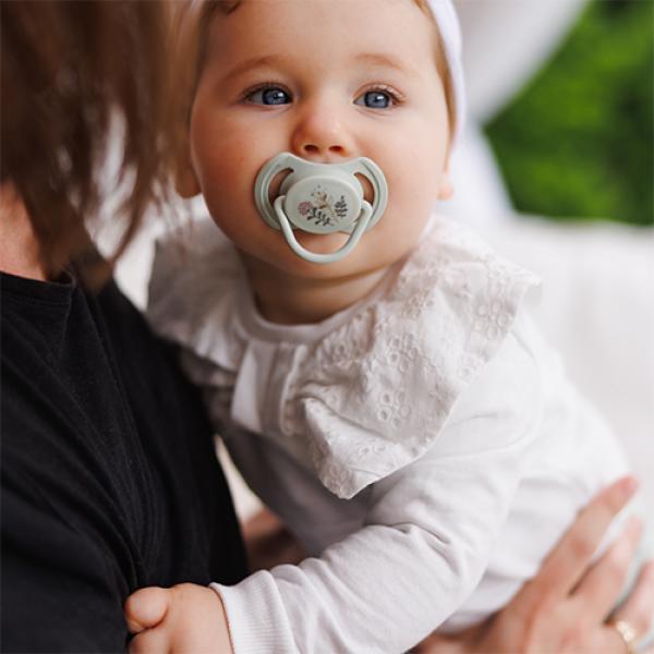 BABYONO Dudlíky silikonové symetrické 6-18m, 2 ks (obrázek 8)