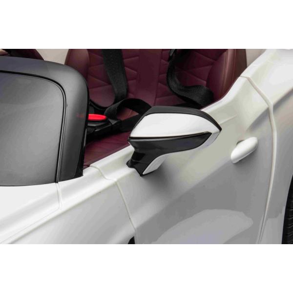 Elektrické autíčko Bentley Bacalar 12V, bílé, Dveře otevírající se nahoru, 2.4 GHz dálkové (obrázek 7)