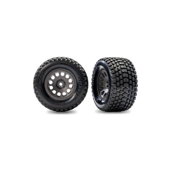 Traxxas kolo 2.1/2.6", disk uhlově šedý, pneu Gravix (zadní) (2)