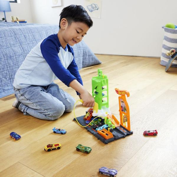 Hot Wheels City super nabíjecí stanice (obrázek 9)