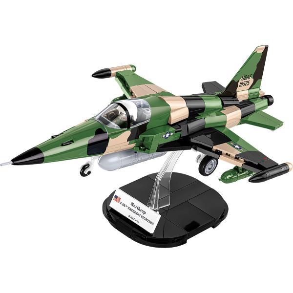 Cobi Vietnam War Northrop F-5A Freedom Fighter, 1:48, 330 k (obrázek 3)
