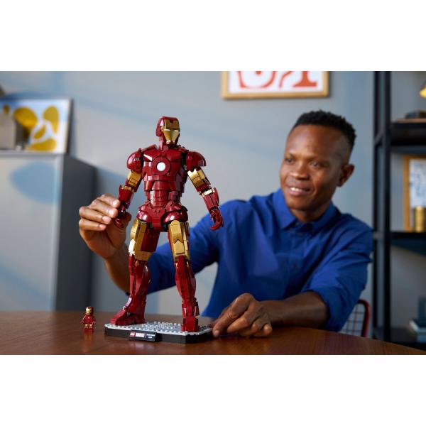 LEGO® Marvel 76344 Iron Man Mark 3: sběratelská edice (obrázek 11)