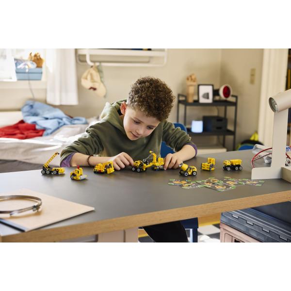 LEGO® Technic 42233 Mocné stroje (obrázek 7)