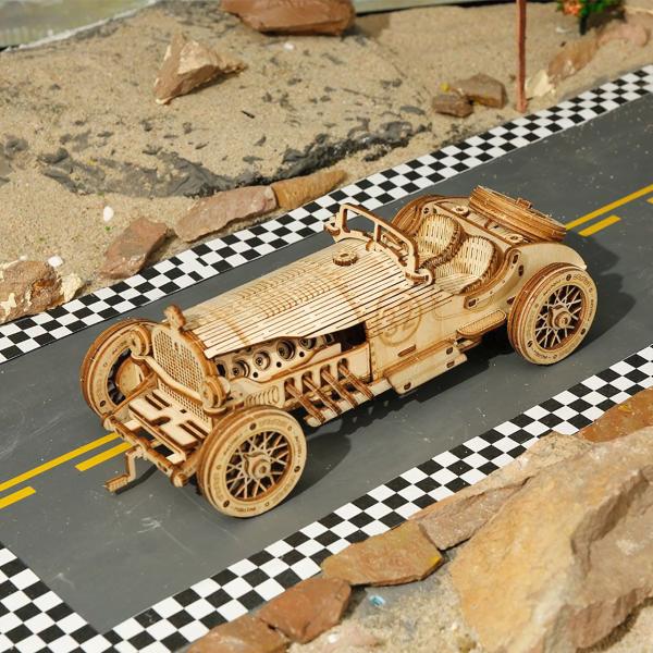 RoboTime dřevěné 3D puzzle Závodní auto (obrázek 4)