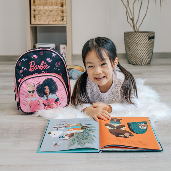 Předškolní batoh Barbie (obrázek 5)