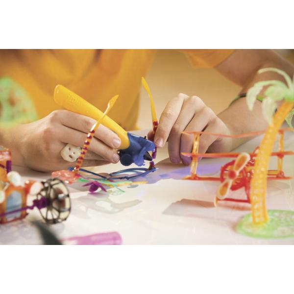 3D Pero - žlutá (obrázek 4)