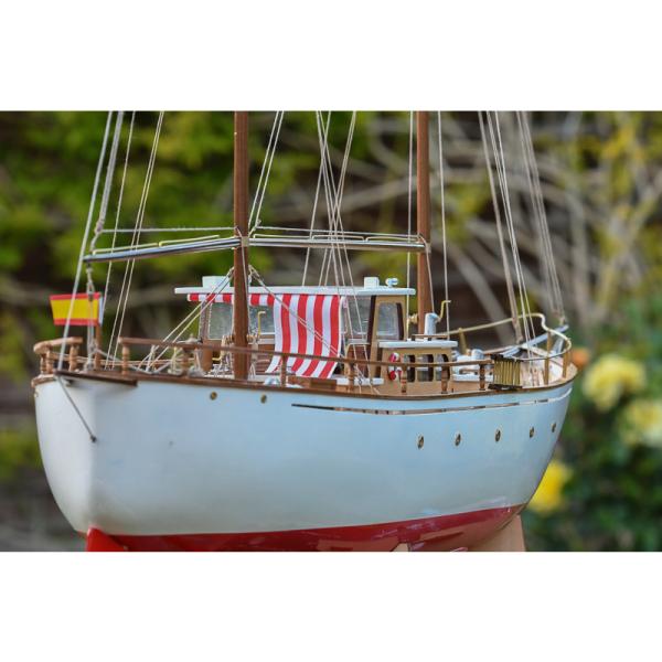 Mantua Model Motorová jachta Bruma 1:43 kit (obrázek 5)