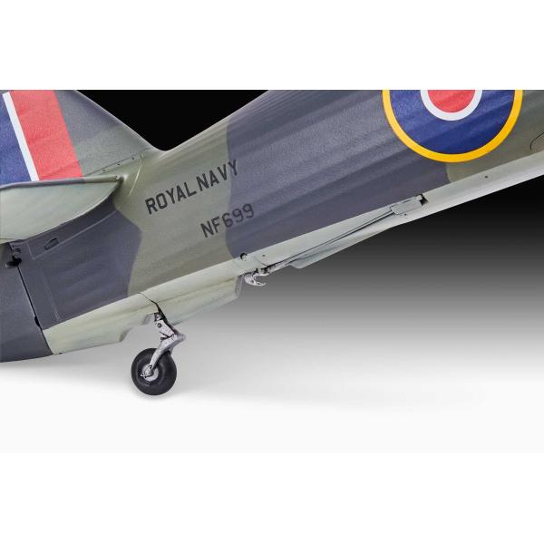 Plastic ModelKit letadlo 03768 - Hawker Sea Hurricane Mk.IIC (1:32) (obrázek 7)