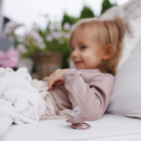 BABYONO Dudlíky silikonové anatomické 18m+, 2 ks