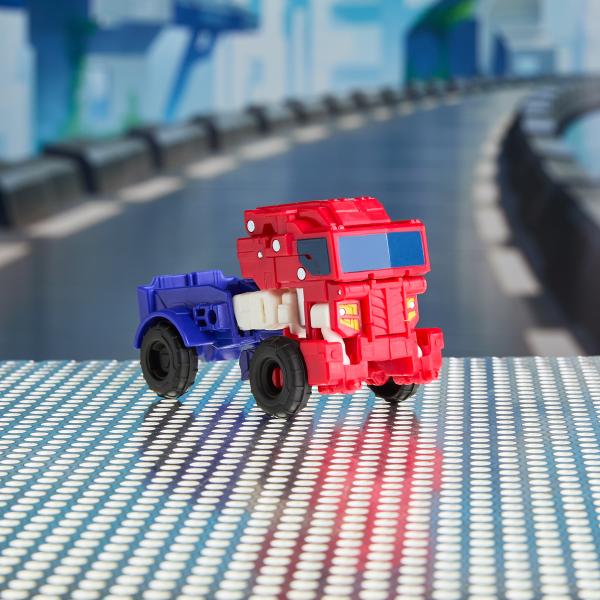 HASBRO - Transformers Cyberworld, OPTIMUS PRIME (obrázek 7)