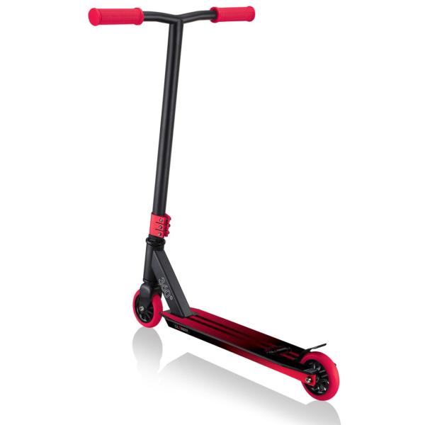 Globber Freestyle Koloběžka STUNT SCOOTER GS 360 Black / Red