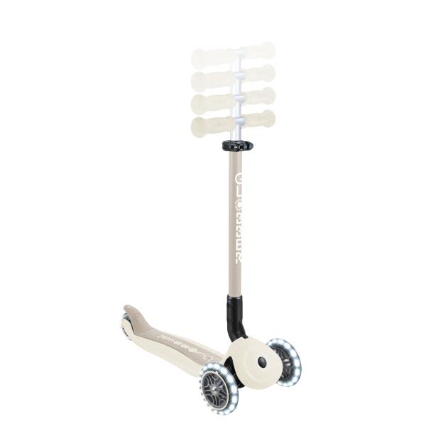 Globber Dětská koloběžka Go up active lights ecologic Coconut (obrázek 11)
