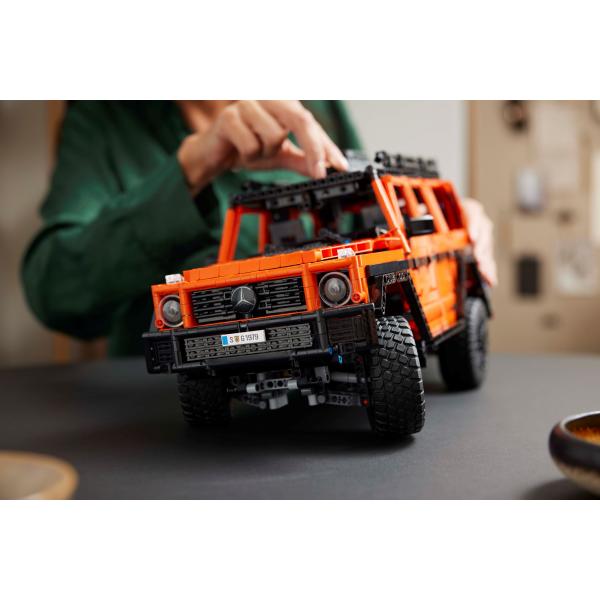 LEGO® Technic 42177 Mercedes-Benz G 500 PROFESSIONAL Line (obrázek 7)