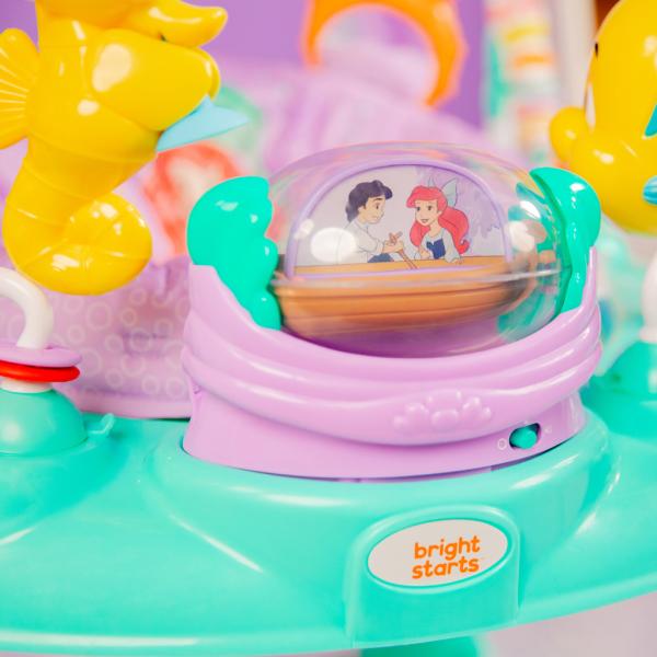 DISNEY BABY Skákadlo THE LITTLE MERMAID Sea of Activities™ (obrázek 5)