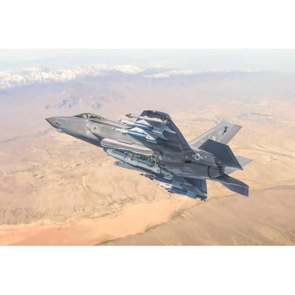Model Kit letadlo 1464 – F-35A Lightning II (Beast Mode) (1:72)