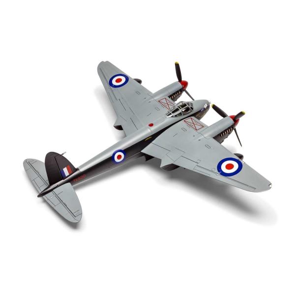 Classic Kit letadlo A04070 - de Havilland Mosquito B.XVI/B.35/TT.35 (1:72) (obrázek 3)