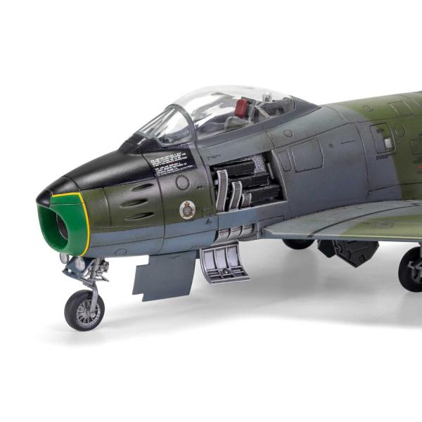 Classic Kit letadlo A08109 - Canadair Sabre F.4 (1:48) (obrázek 8)