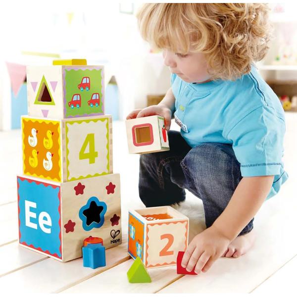 Hape Kostky pyramida s vkládacími tvary (obrázek 4)